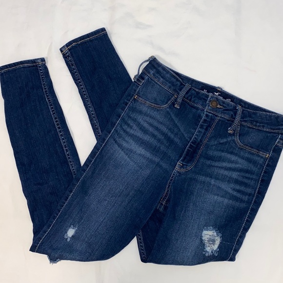 Hollister Denim - Hollister Ultra High Rise Jean Jeggings Size 5S
